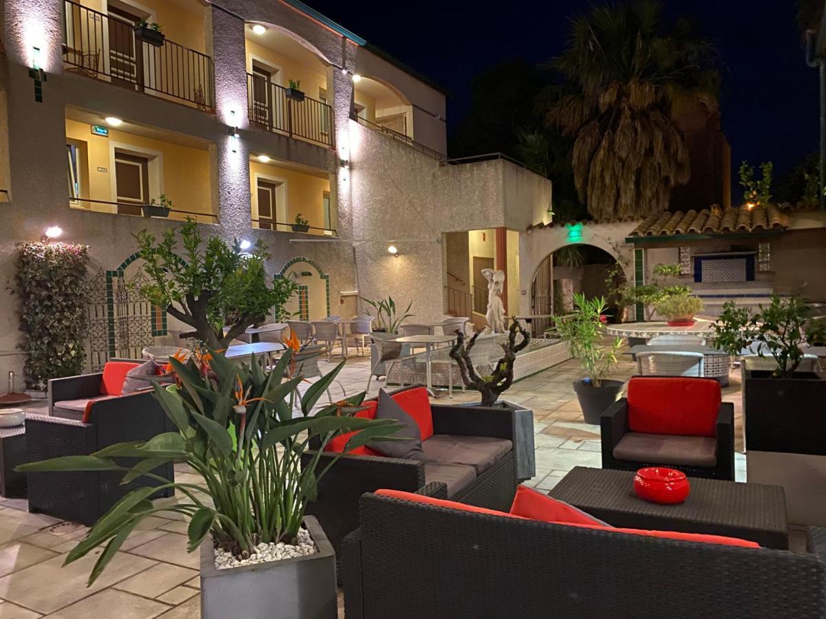 Logis Hotel Les II Mas - Perpignan Sud Cabestany Exteriér fotografie